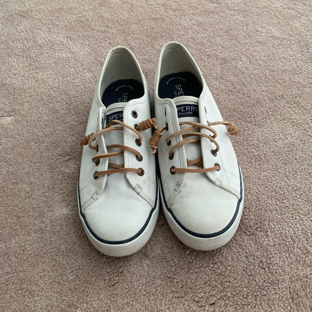White Canvas Sperrys